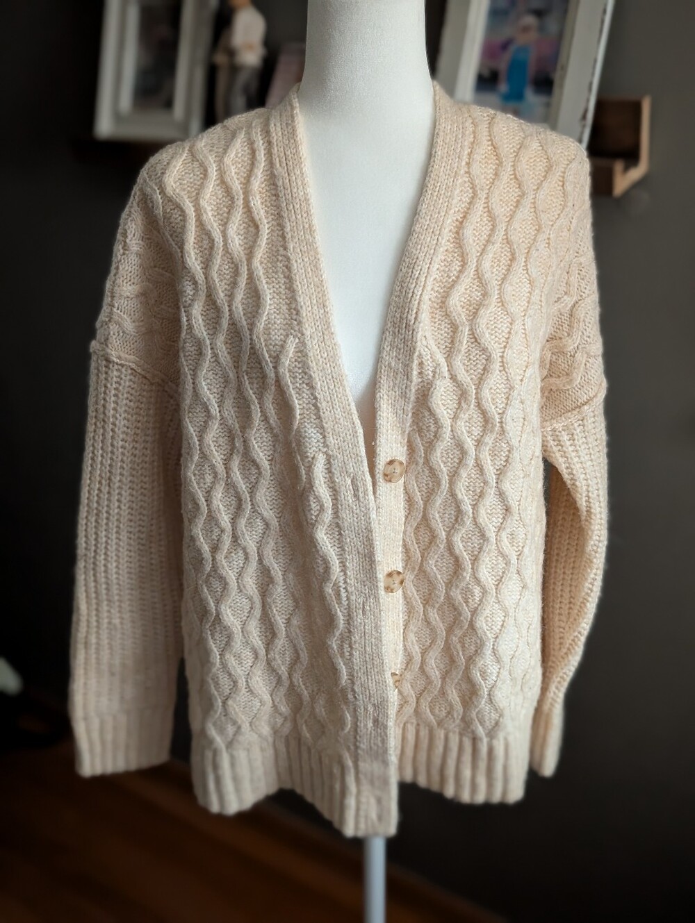 American Eagle Cream Cable Knit Oversized Cardigan Sweater Small Wool Blend